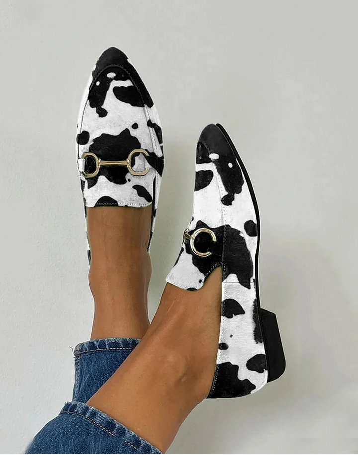 Isadora - Drukāti loafers ar sprādzes detaļu