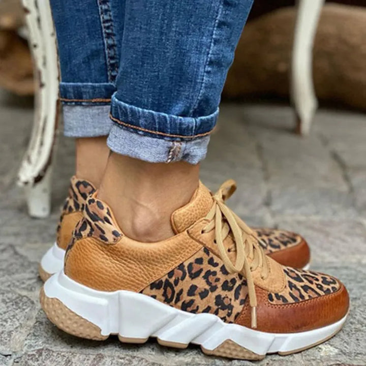 Vanina | Komfortabli leopardu sporta apavi.