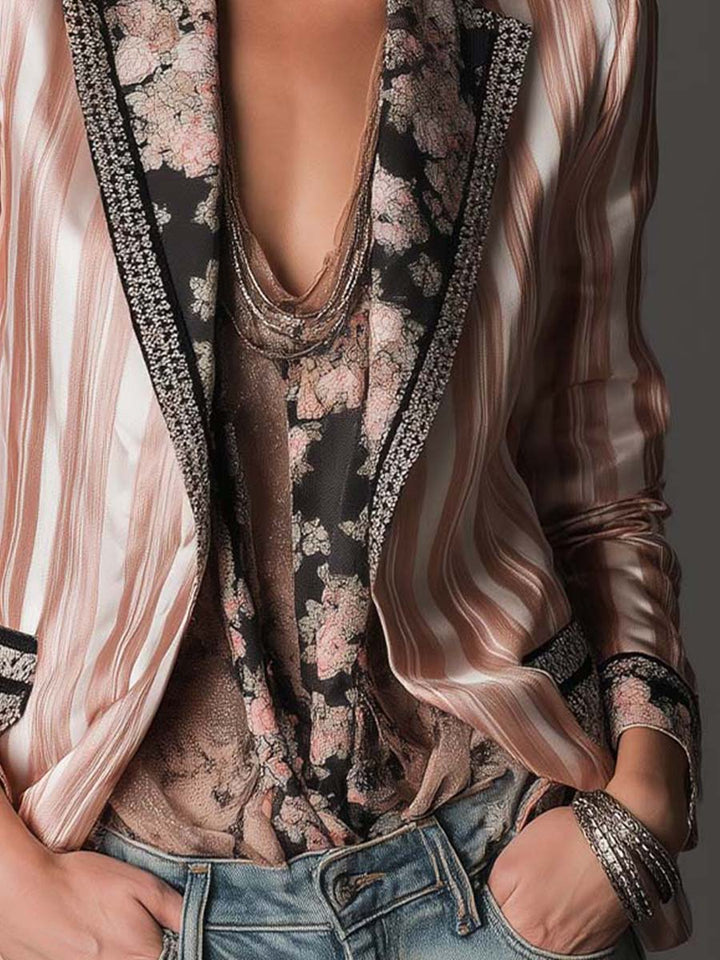 Jeanine Blazera ar Boho Satīna Svītrām