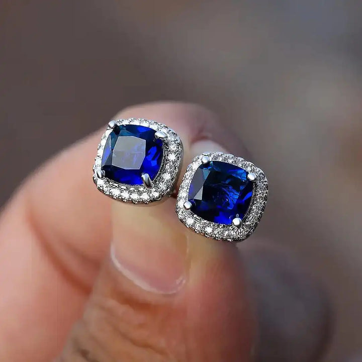 Eleganti kvadrātveida safīra auskari