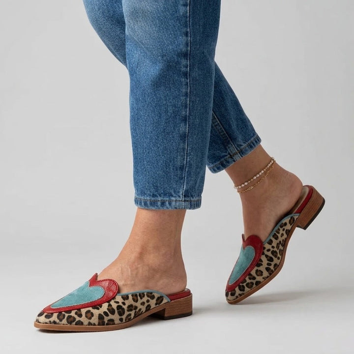 Ilaria | Atvērtās mules ar leopardu rakstu