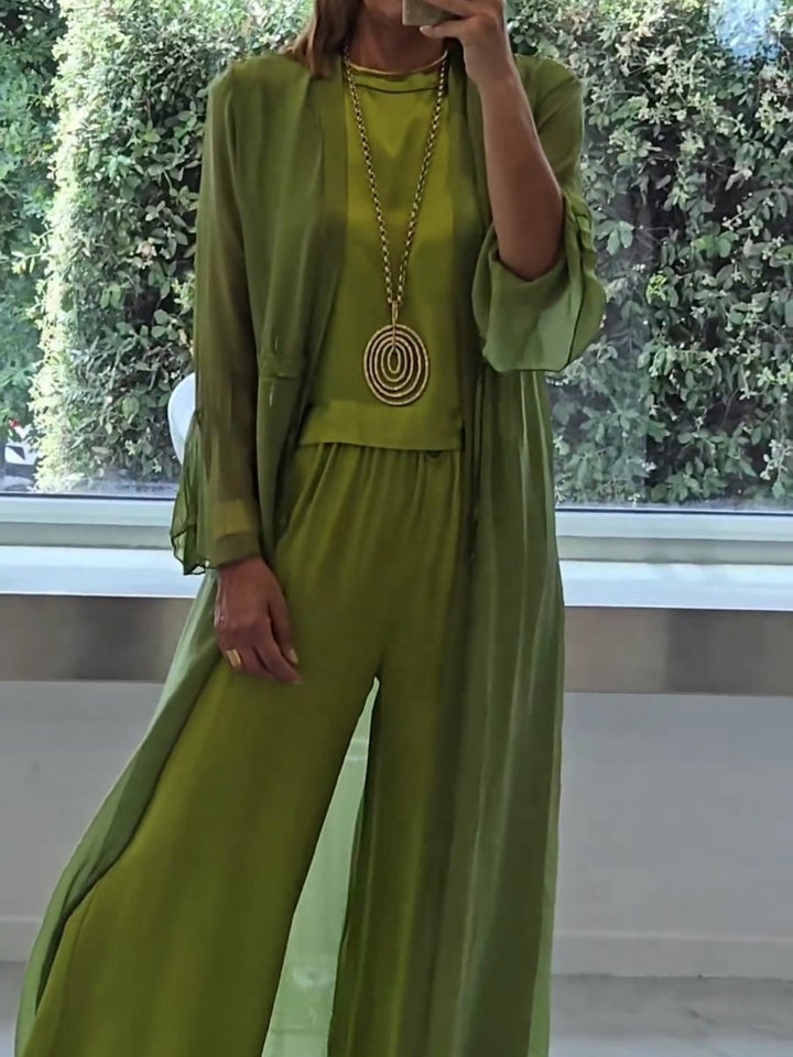 Chiara - Elegants Komfortabls Komplekts